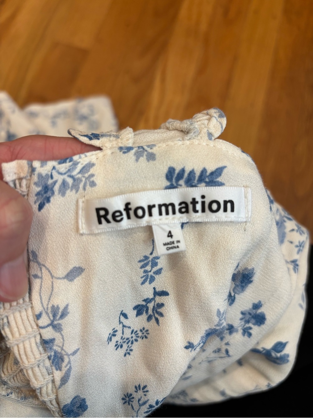 Reformation dress - Picture 2 of 2